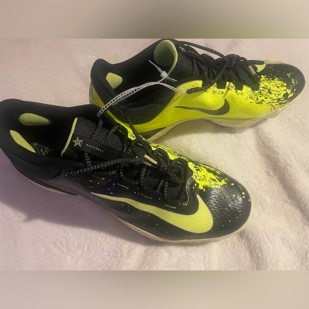 Nike Alpha Huarache Elite 4 MCS Baseball Cleats
